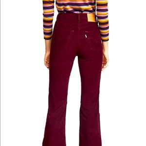 Levi’s Ribcage Corduroy Flares Sz 28